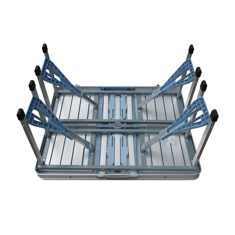 Mesa y silla plegables de una  - Outdoor Furniture One Piece reseña y precio